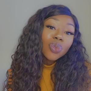 Meet your Posher, Genevieve sinclair